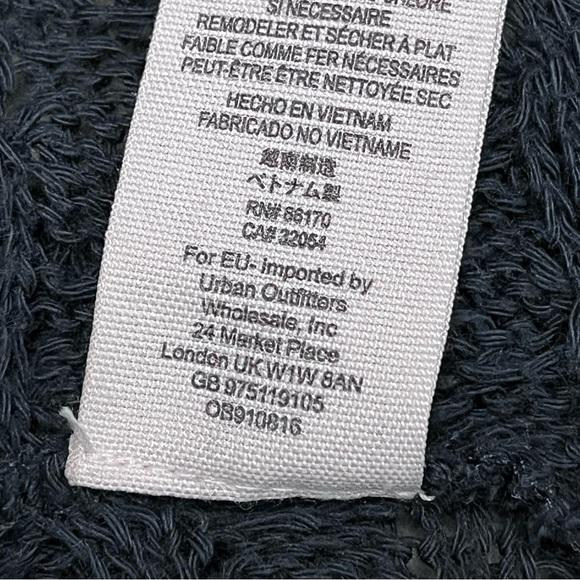 FREE PEOPLE Thien's Hacci Top Drop Shoulder Raw Seams Charcoal Gray Size Large - Picture 10 of 10